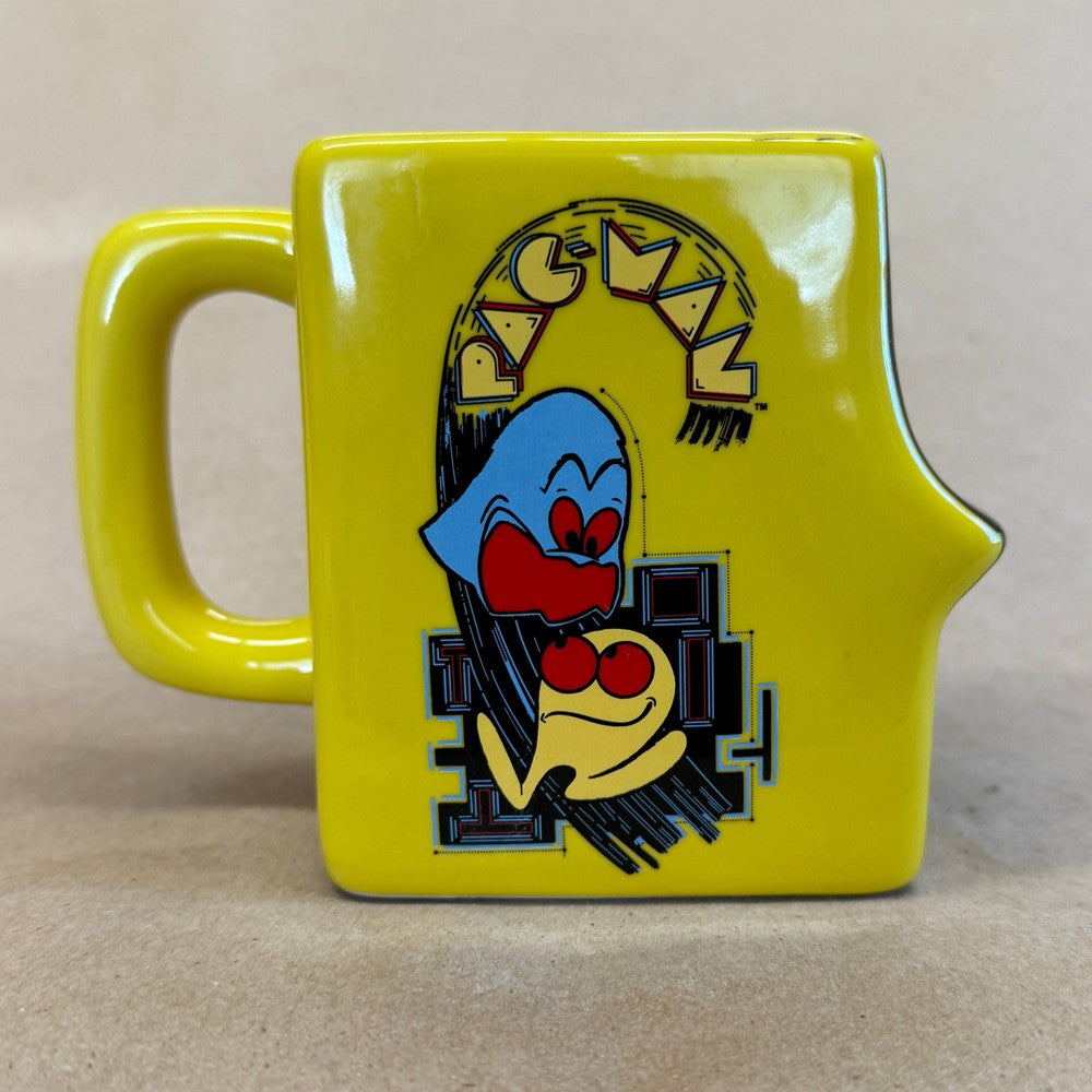 Paladone Pac Man Machine Shaped 3D Mug